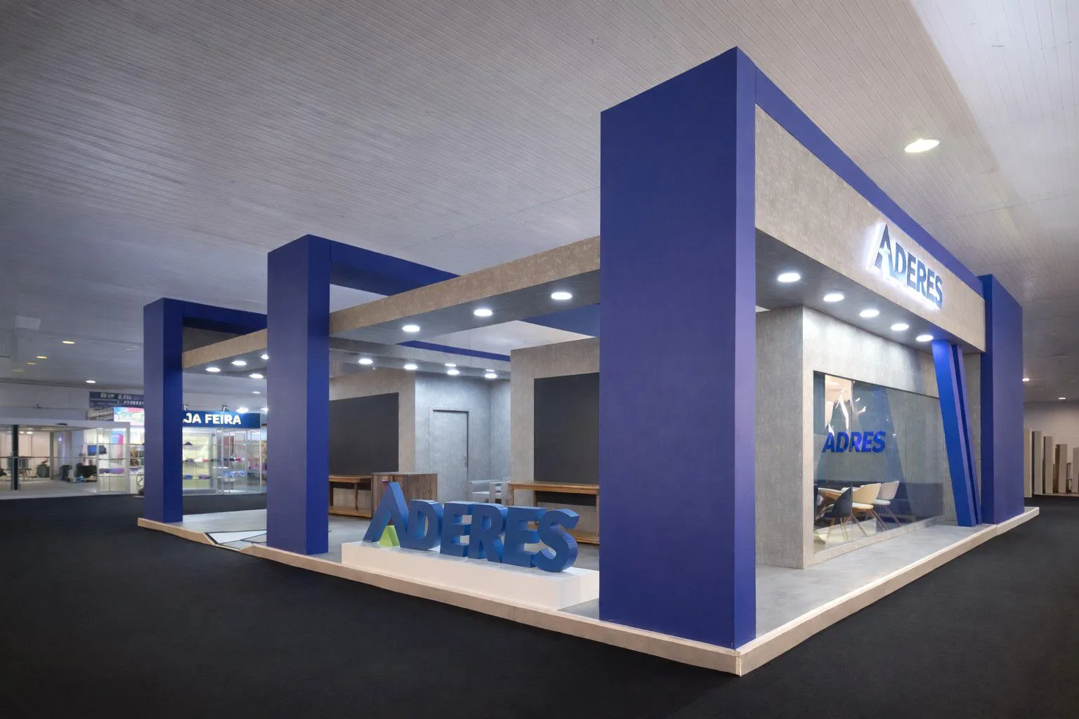 Stand Construído - Exemplo 7